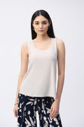 Camisole Beige en Tricot Soyeux à Col Arrondi - Joseph Ribkoff