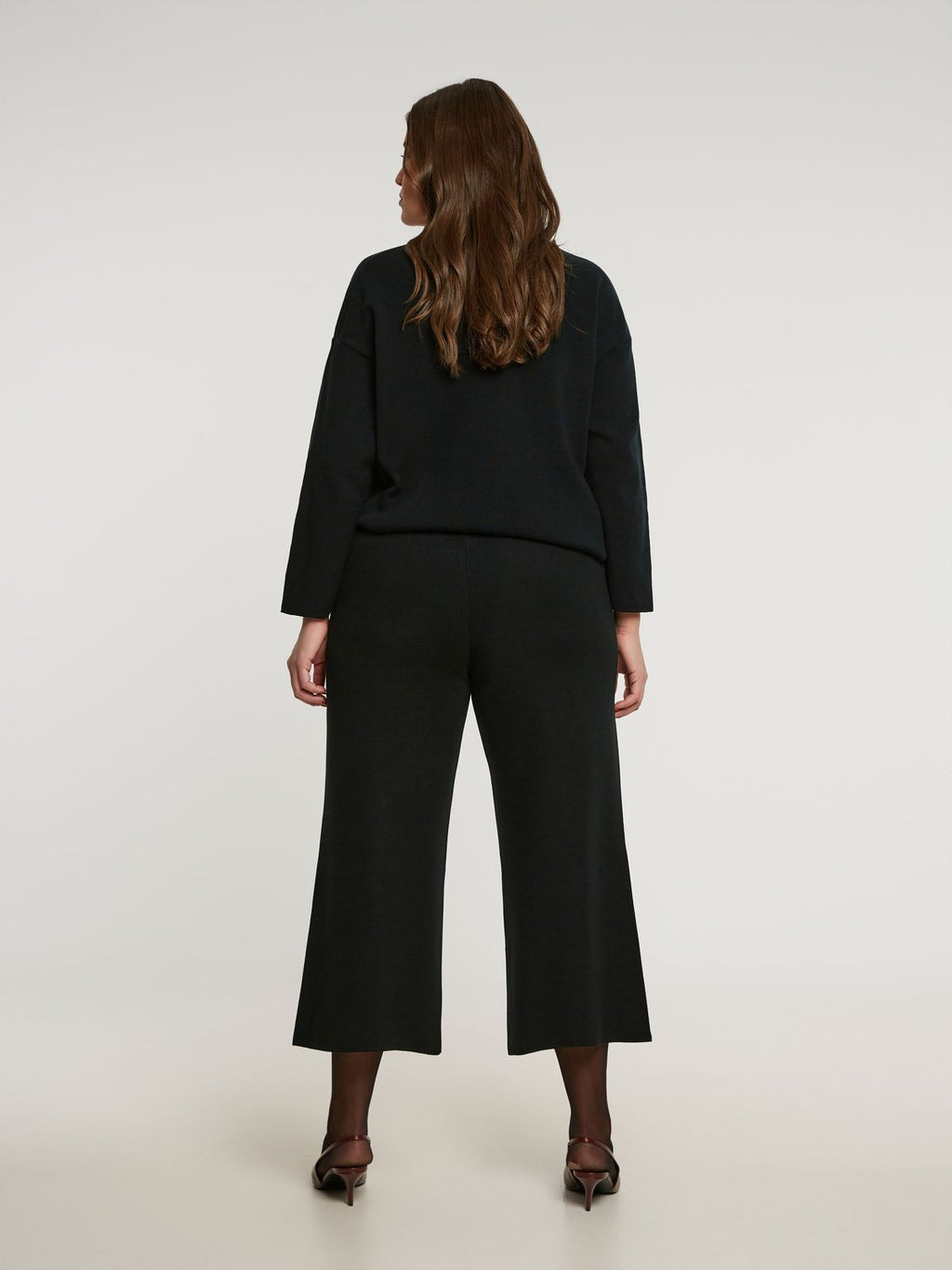 Agape Black Pants - Matte
