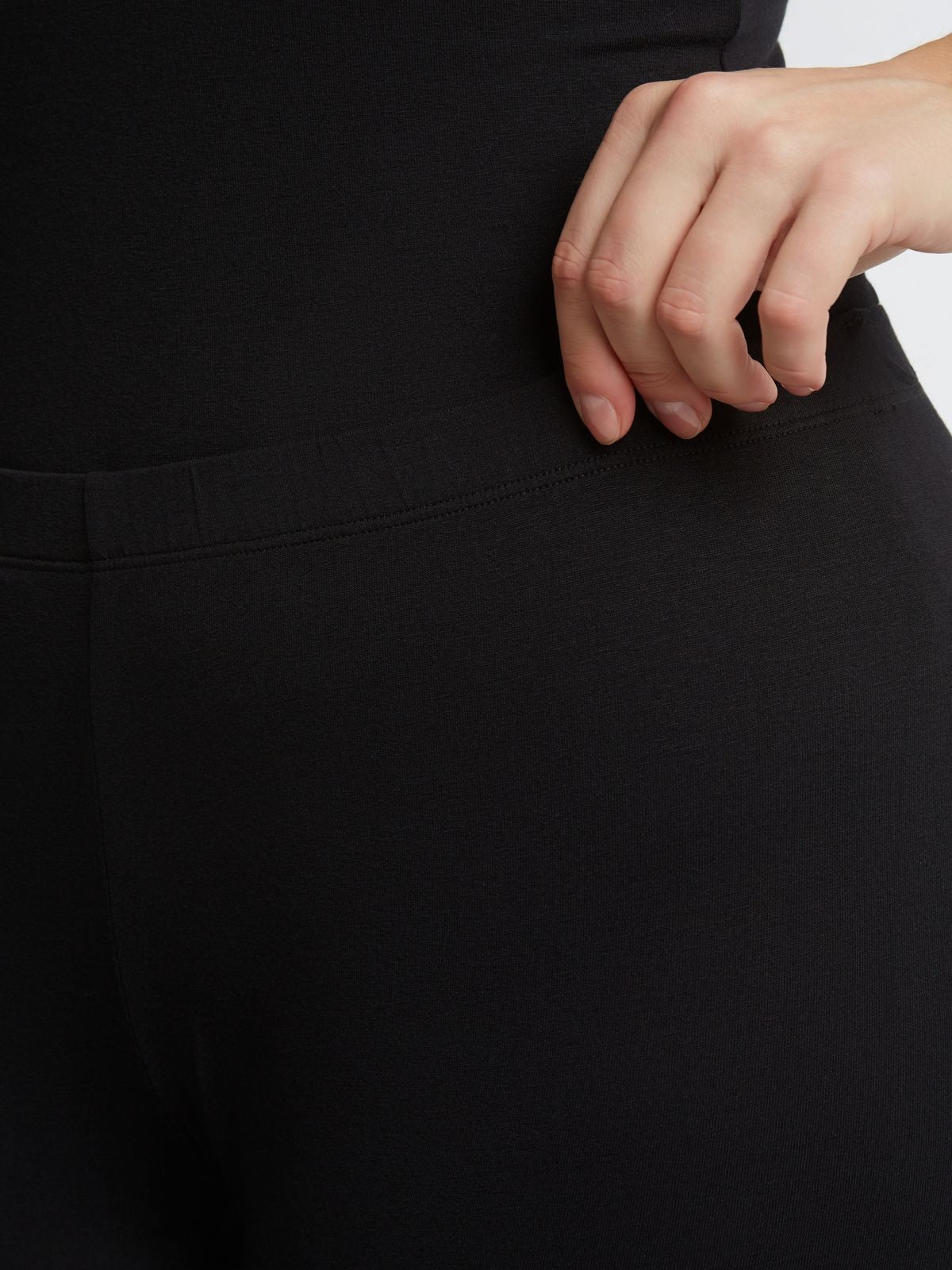 Black Basic viscose leggings -  Mat