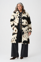 Manteau en fausse fourrure à imprimé vache - Joseph Ribkoff