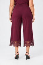 Pantalon-culotte bourgogne à ourlet dentelle - Joseph Ribkoff