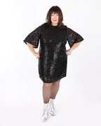 Black dress adorned with sequins - MAT