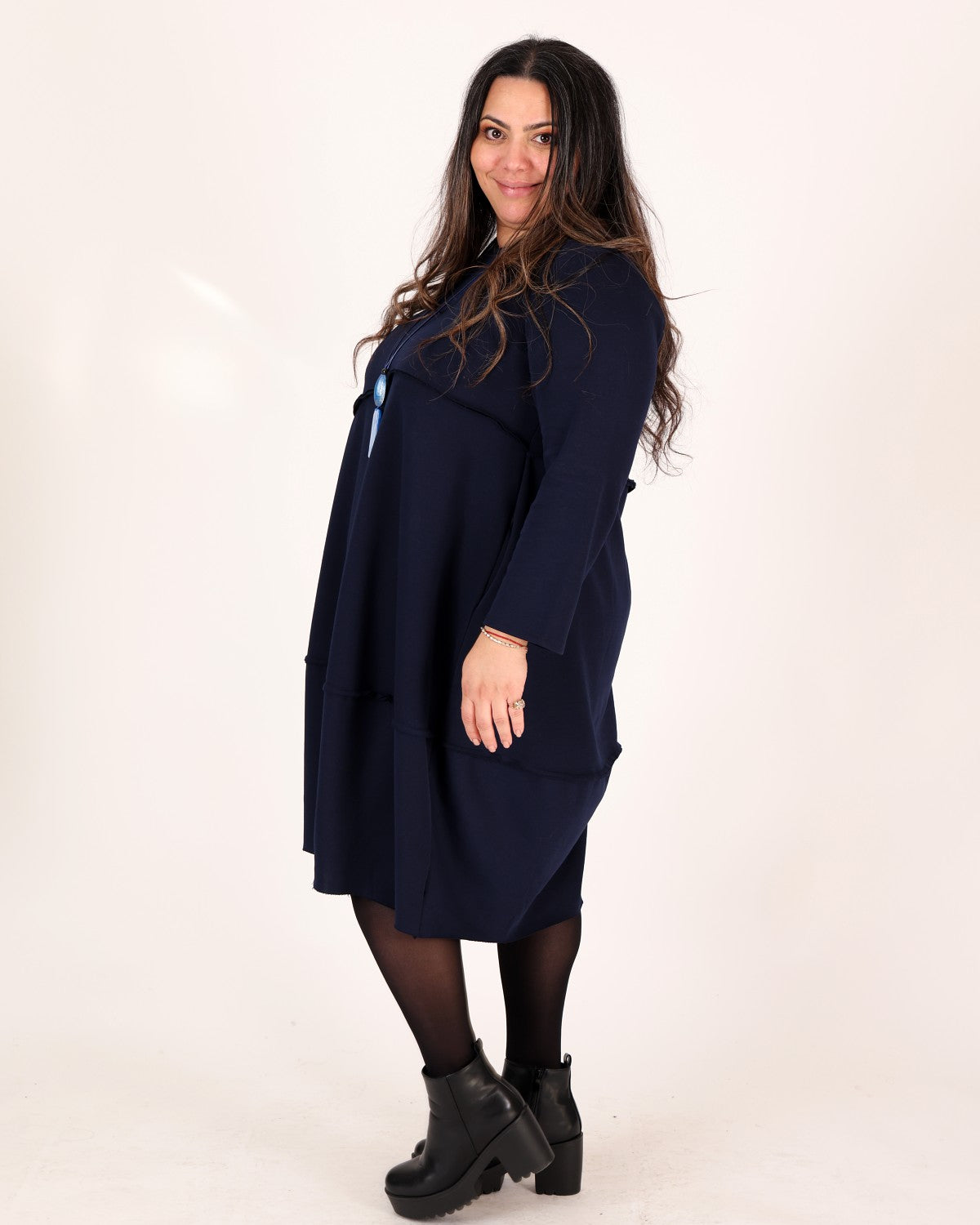 Original-cut navy blue straight dress – Marie la Lune