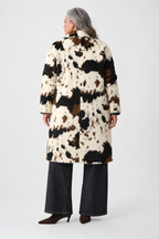 Manteau en fausse fourrure à imprimé vache - Joseph Ribkoff